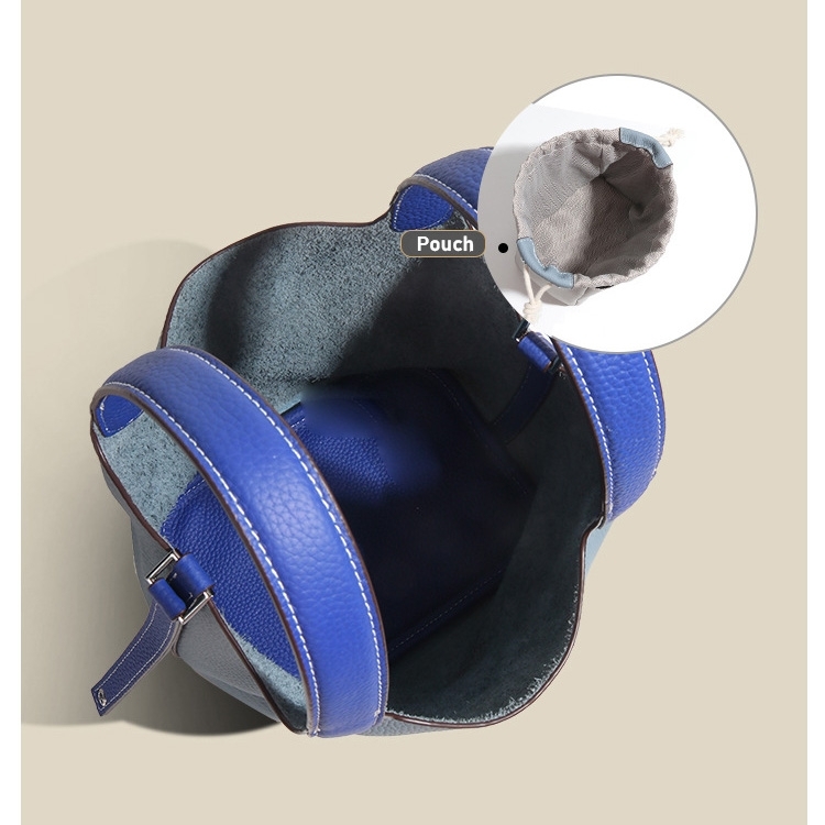 Vlasblauwe lederen riememmerhandtassen met binnenzakje